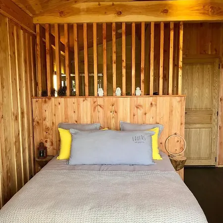 Bed & Breakfast La Maison Moutchic *