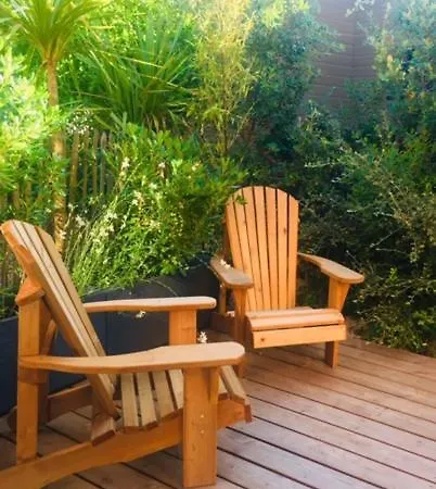 La Maison Moutchic Nocleg ze śniadaniem