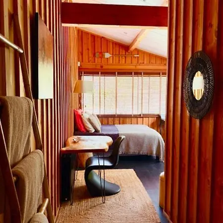 La Maison Moutchic 住宿加早餐酒店 拉卡诺