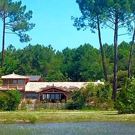 La Maison Moutchic Oda ve Kahvaltı Lacanau