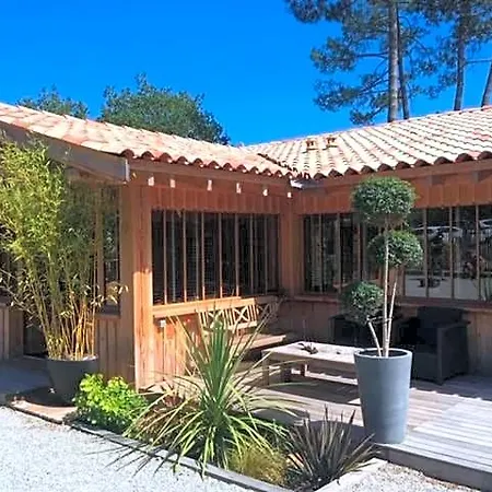 La Maison Moutchic 3*