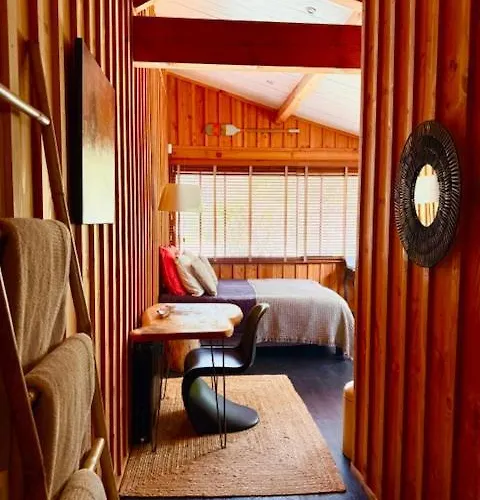 La Maison Moutchic B&B 라카노오세앙